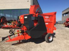 Kuhn PRIMOR Bale or Hay trailer